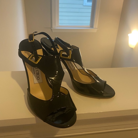 JIMMY CHOO PATENT LEATHER SANDALS - Picture 5 of 10